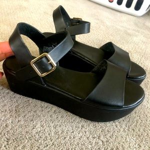 Black platform sandals